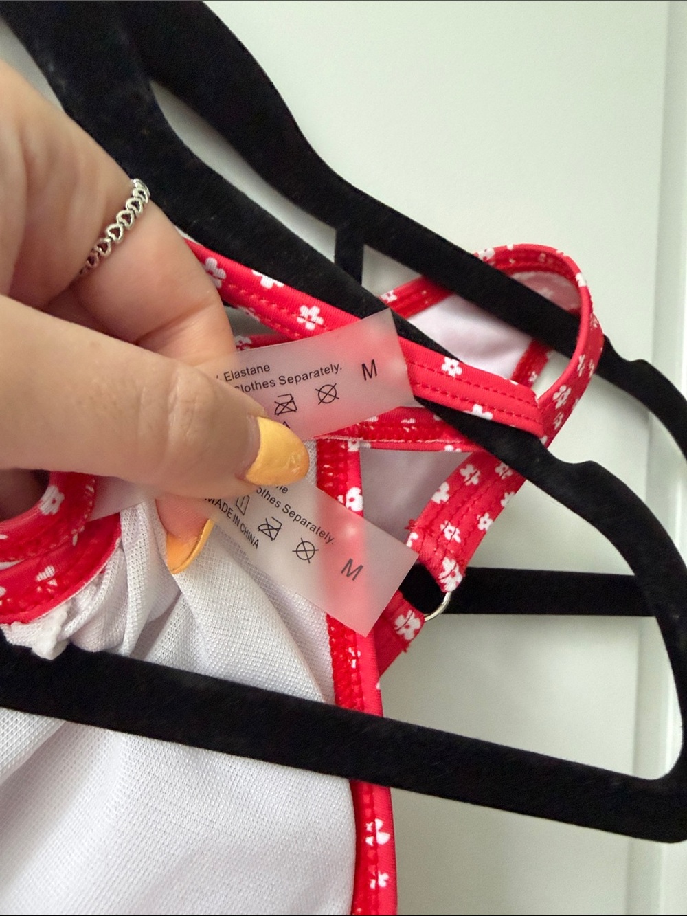 SHEIN Red and White Flower Bikini Set - Picture 5 of 5